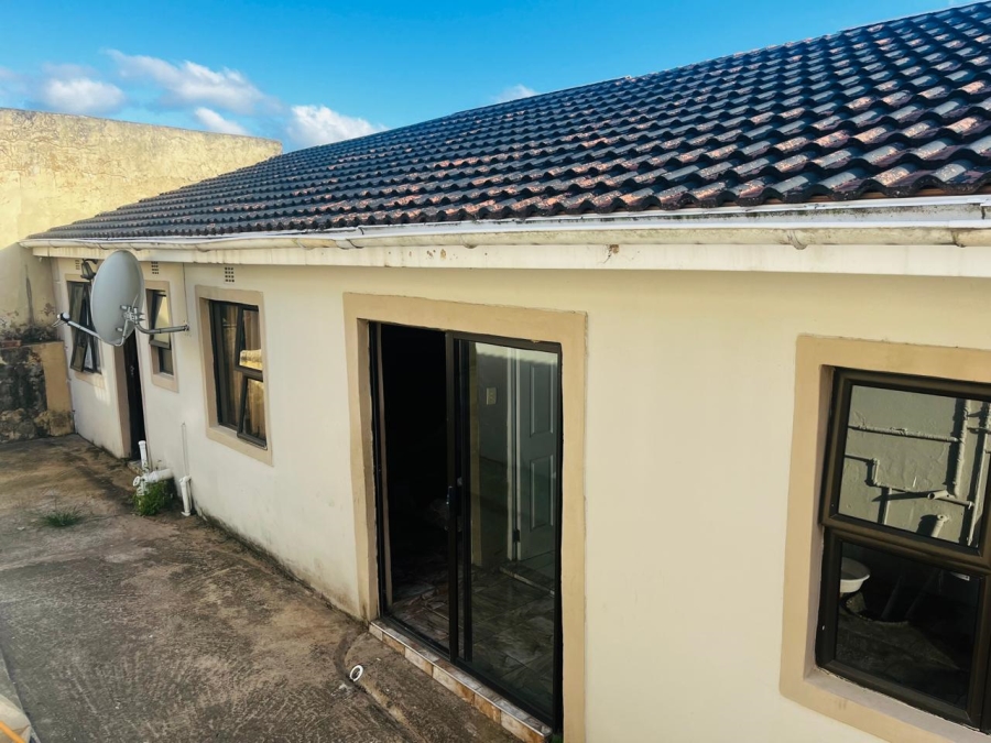 5 Bedroom Property for Sale in Mdantsane Nu 17 Eastern Cape